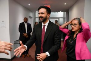 Chi è Zohran Mamdani, papabile candidato dem a New York